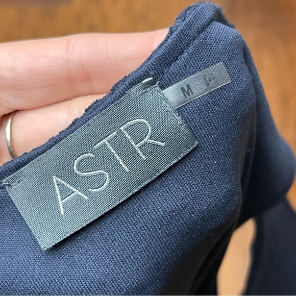 ASTR the label bodycon dress - Picture 3 of 4